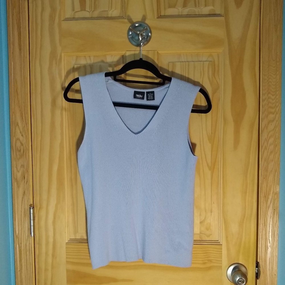 Wassio Women's Large Sleeveless V-neck sweater